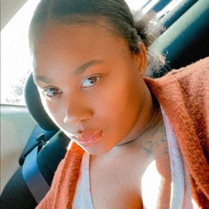 Meet your Posher, Zhy’jai